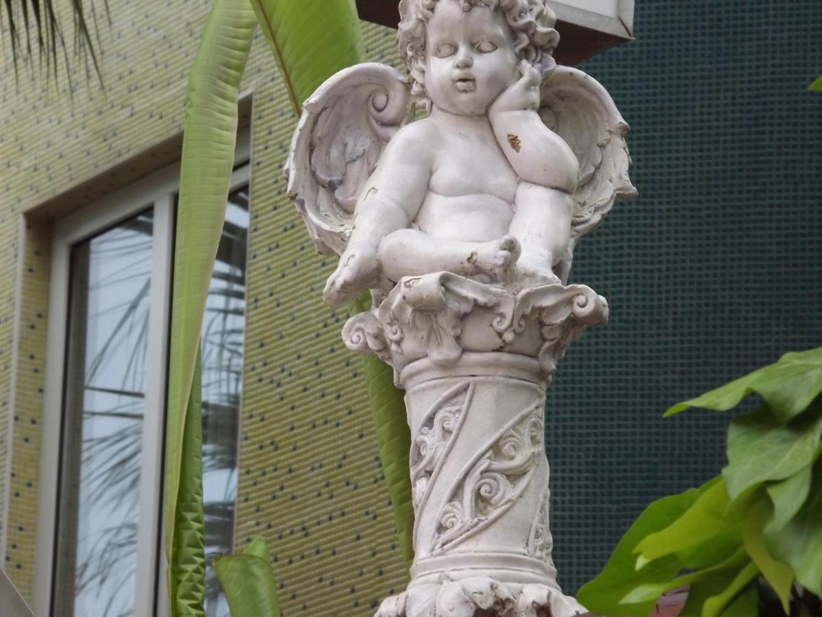 Beyaz Melek Apart Hotel Antalya Bagian luar foto