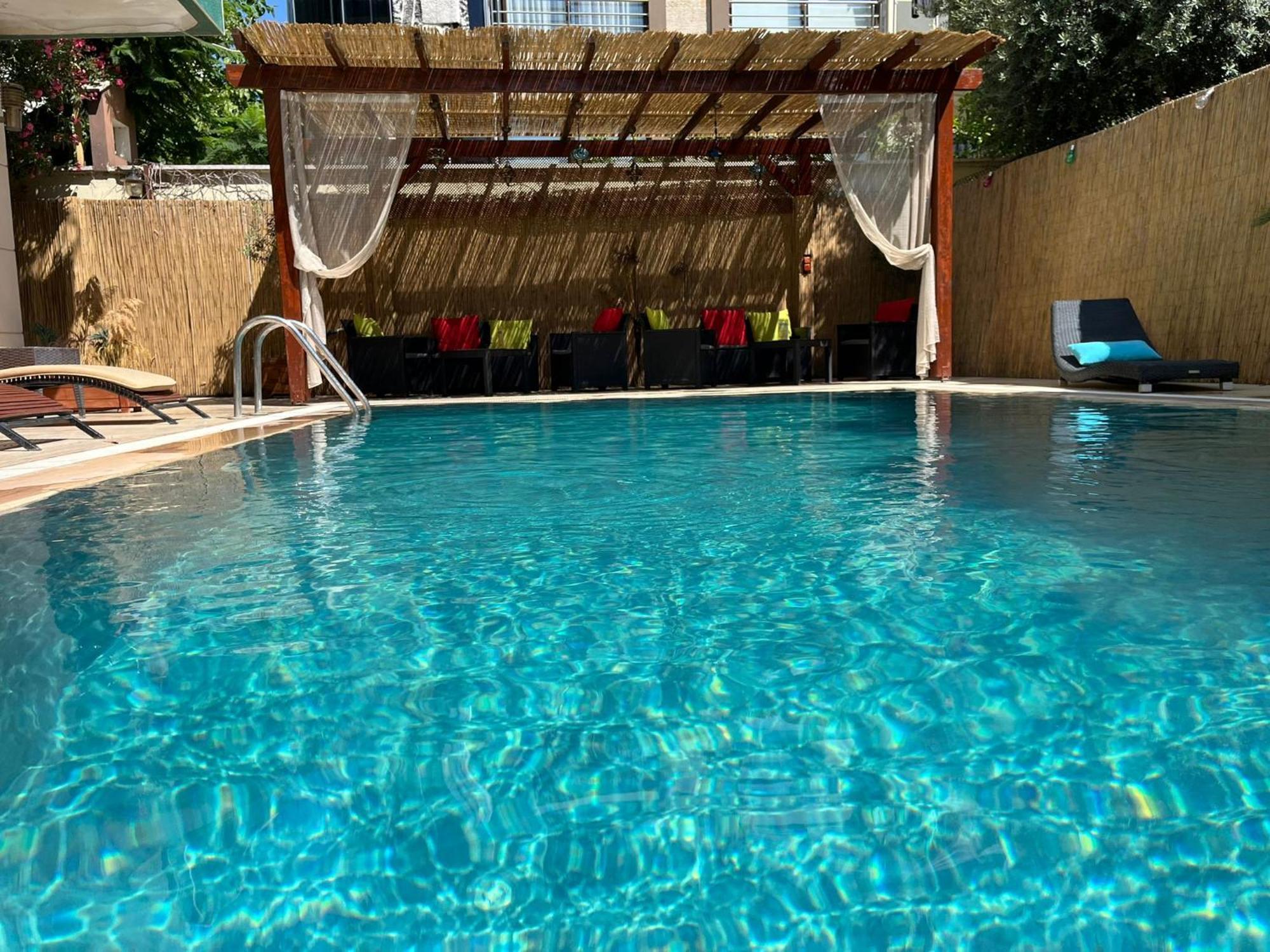 Beyaz Melek Apart Hotel Antalya Bagian luar foto