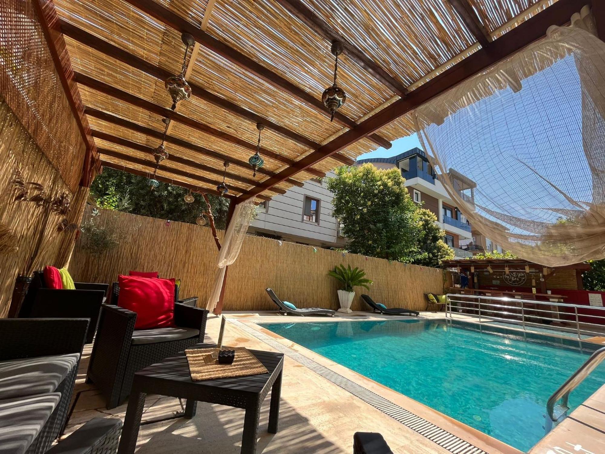 Beyaz Melek Apart Hotel Antalya Bagian luar foto