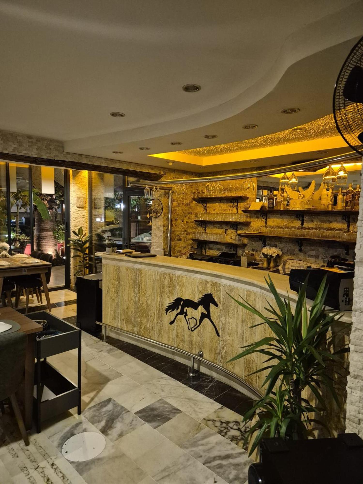 Beyaz Melek Apart Hotel Antalya Bagian luar foto